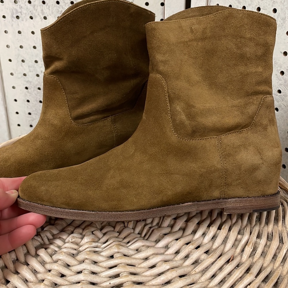 NWOT VINCE boots - Picture 10 of 11